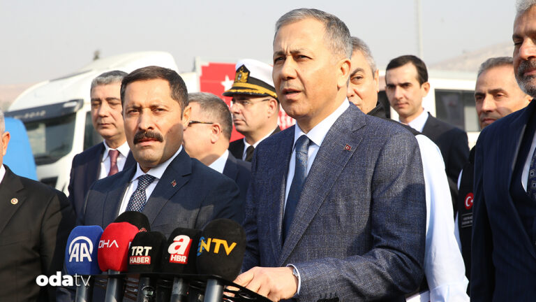 bakan-yerlikaya-son-1-ayda-52-bin-suriyelinin-dondugunu-acikladi-aKfUydyA.jpg
