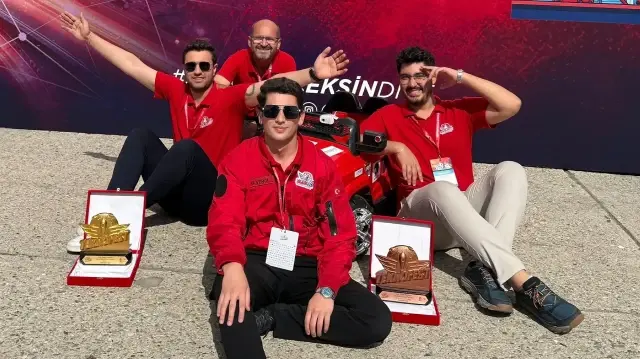 OSTİM’li öğrencilerin geliştirdiği ‘Kartalgöz’ TEKNOFEST’te ‘akıllı ulaşım’ kategorisinde birinci oldu