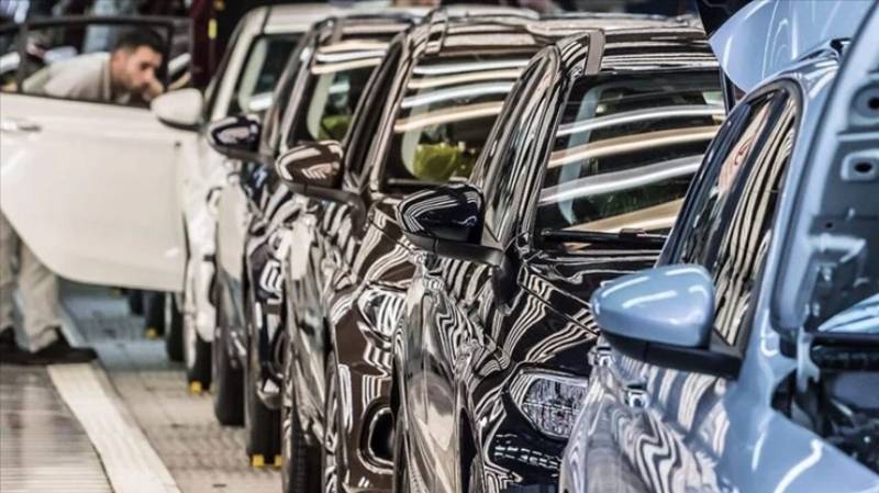 Otomotiv yazarı Emre Özpeynirci’den ek vergi değerlendirmesi: ABD seyahati öncesi olması tesadüf olamaz; yerli payı nasıl artacak anlamış değilim