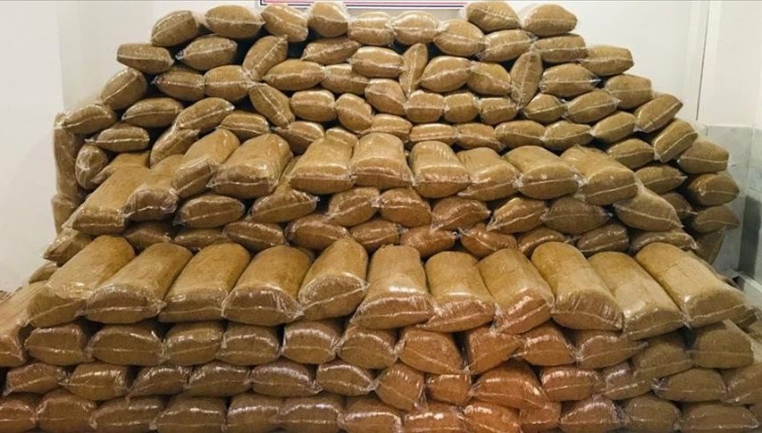 Sakarya’da 3 ton kaçak tütün ele geçirildi