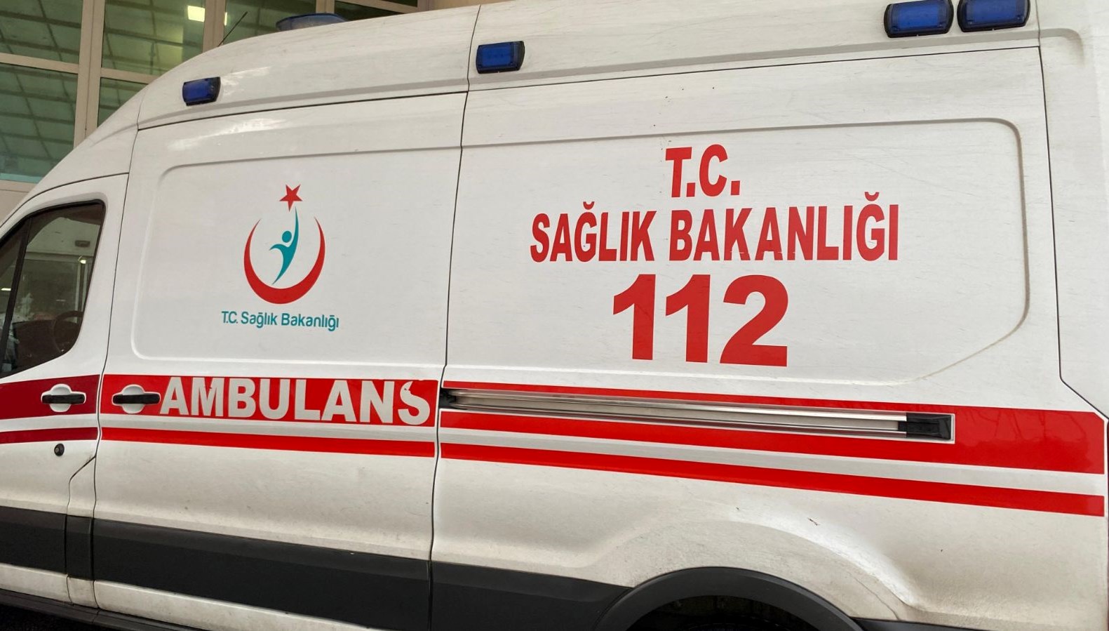 Antalya’da kaza: Karşıya geçmek isterken öldü antalyada kaza karsiya gecmek isterken oldu zvgLsium.jpg