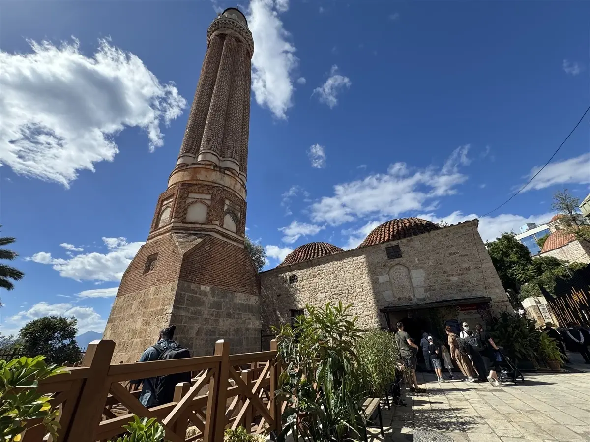 Antalya’da Sultan Alaattin Ulu Cami Külliyesi Restorasyonu Tamamlandı