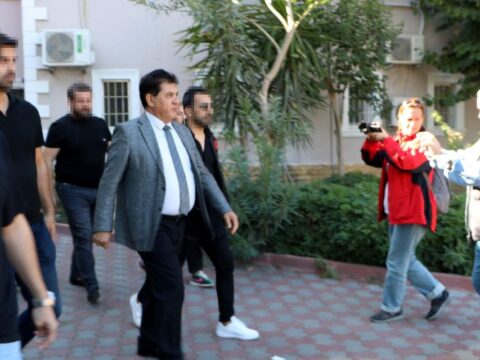 Eski Kemer Belediye Başkanı tutuklandı eski kemer belediye baskani tutuklandi EQAL4LrO.jpg