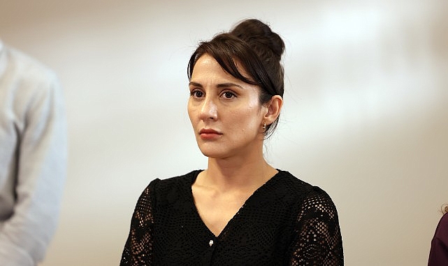 sorgu 2 sezonuyla todda sirlar ve yalanlar WAT5YXvX.jpg