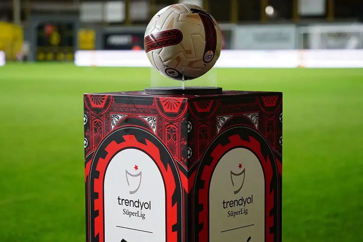 Yapay zeka, Süper Lig şampiyonluk tahminini güncelledi